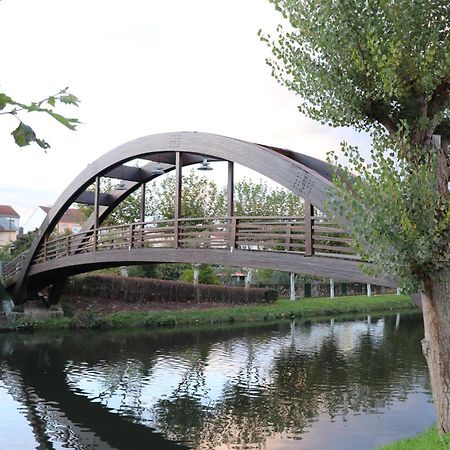 Acogedor Apartamento Ribeira Sacra 몬포르테데레모스 외부 사진