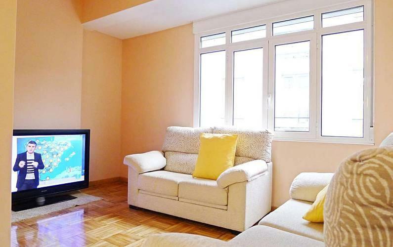 Acogedor Apartamento Ribeira Sacra 몬포르테데레모스 외부 사진